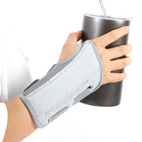 Handgelenkbandage mit Schiene - Stützt das Handgelenk